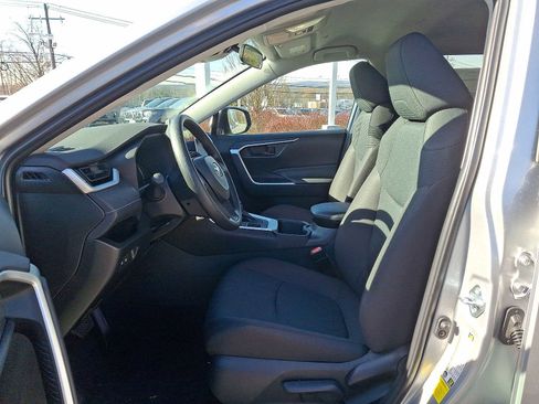 New 2025 Toyota RAV4 LE image 20