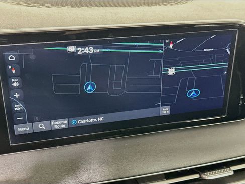 Used 2025 Hyundai Palisade SEL FWD image 22