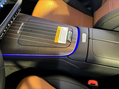 New 2026 Mercedes-Benz E 53 AMG e 4MATIC Sedan image 10