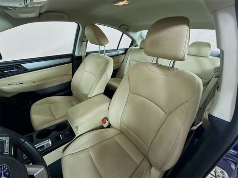 Used 2017 Subaru Legacy 2.5i Premium image 6