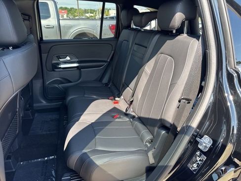 New 2025 Mercedes-Benz GLB 250 image 14