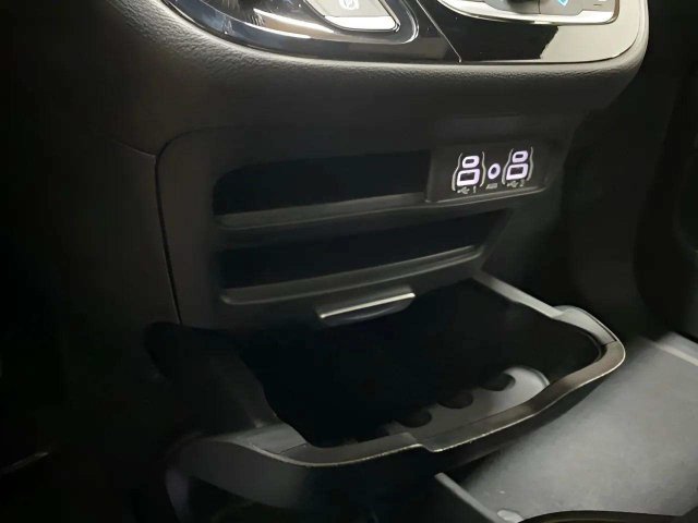 Used 2025 Chrysler Pacifica Select FWD image 54