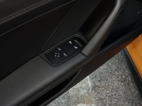 Used 2022 Porsche 911 GT3 image 22