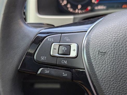 Used 2018 Volkswagen Atlas SEL Premium image 10