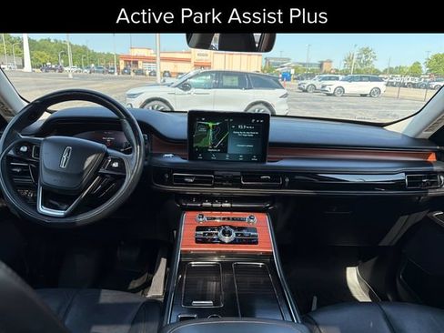 Used 2021 Lincoln Aviator Reserve w/ Equipment Group 201A AWD/4WD image 15