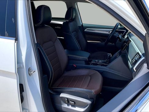 Used 2023 Volkswagen Atlas SEL Premium AWD/4WD image 9