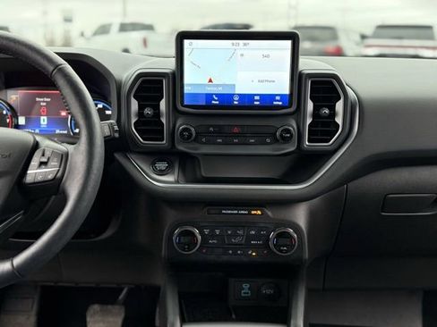 Used 2021 Ford Bronco Sport Outer Banks w/ Outer Banks Package (96D) image 23