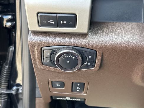 Used 2019 Ford F450 King Ranch w/ King Ranch Ultimate Package image 14