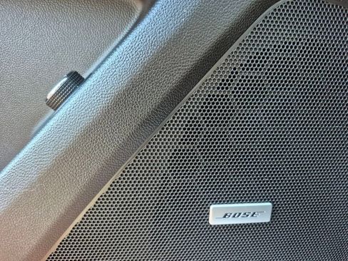 Used 2021 Chevrolet Traverse High Country image 14