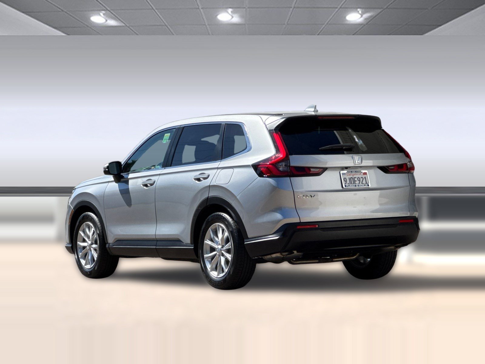 Used 2024 Honda CR-V EX image 3