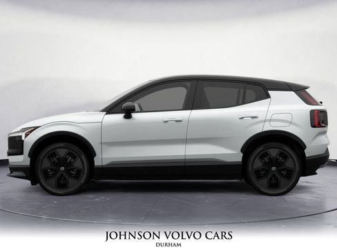 New 2026 Volvo EX30 Cross Country Ultra image 3
