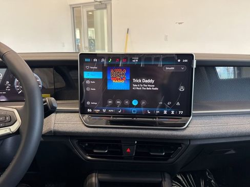 New 2026 Volkswagen Tiguan S image 21