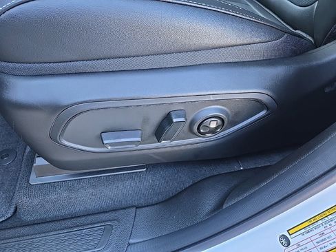 New 2025 Jeep Grand Cherokee Altitude image 36