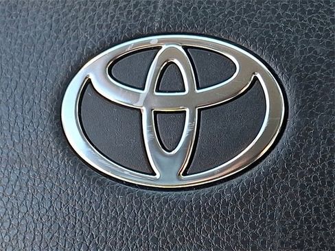 Certified 2024 Toyota Grand Highlander XLE image 23