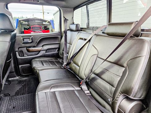 Used 2019 GMC Sierra 2500 Denali w/ Duramax Plus Package image 12