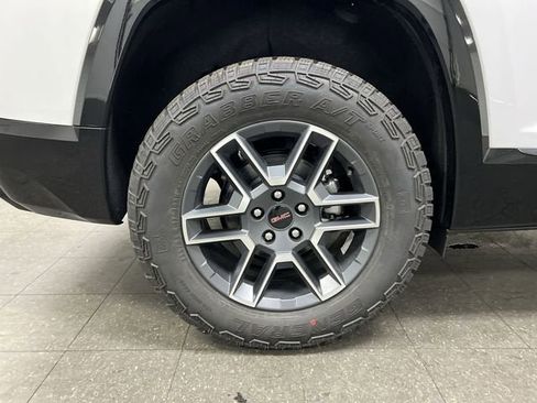 New 2026 GMC Terrain AT4 w/ Convenience Package III image 33