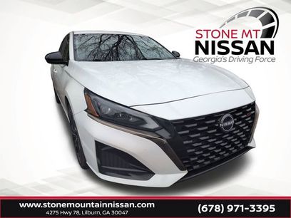 Used 2024 Nissan Altima 2.5 SR