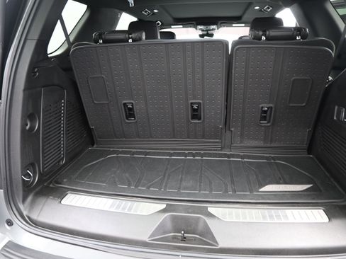 Certified 2024 Chevrolet Tahoe High Country w/ Premium Package image 28