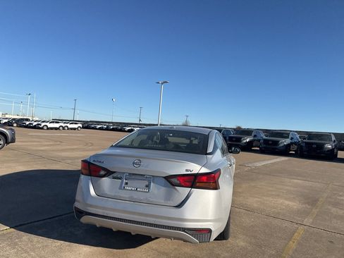 Certified 2023 Nissan Altima 2.5 SV image 21