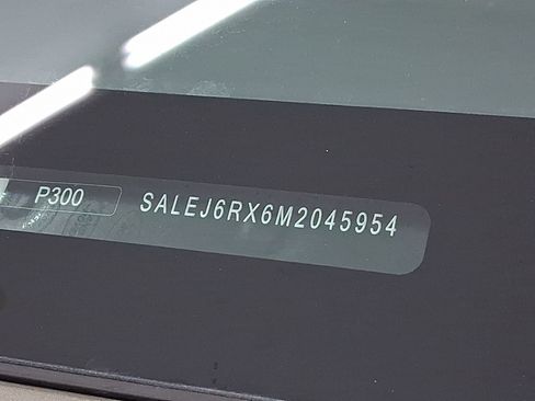 Used 2021 Land Rover Defender 90 S image 17