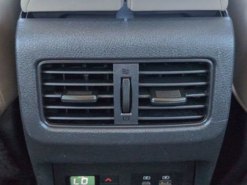 Used 2023 Nissan Rogue SL w/ SL Premium Package FWD image 22