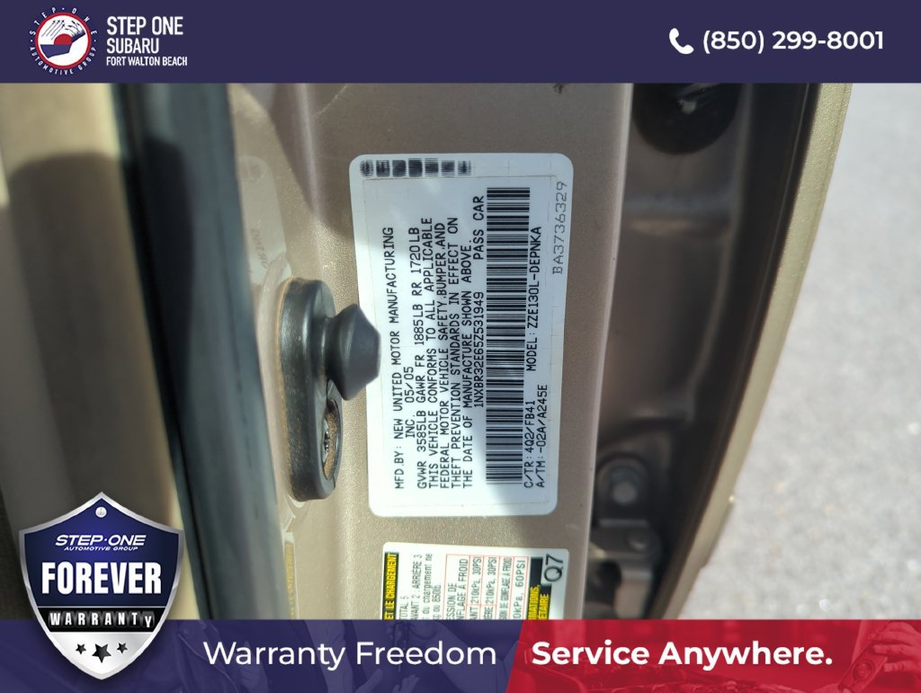 Used 2005 Toyota Corolla LE w/ Audio Value Pkg FWD image 35