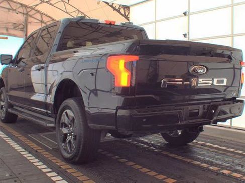 Used 2023 Ford F150 Lightning XLT image 4