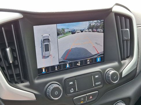Certified 2022 GMC Terrain SLT w/ Tech Package AWD/4WD image 15