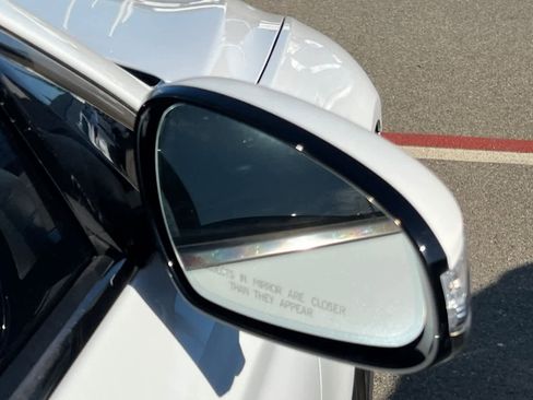 Used 2023 Genesis G70 3.3T w/ Sport Prestige Package image 13