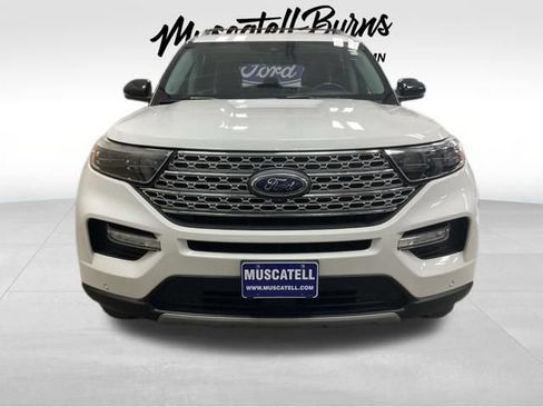 Used 2021 Ford Explorer Limited w/ Class III Trailer Tow Package AWD/4WD image 2