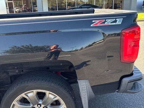 Used 2016 Chevrolet Silverado 1500 LTZ Z71 AWD/4WD image 9