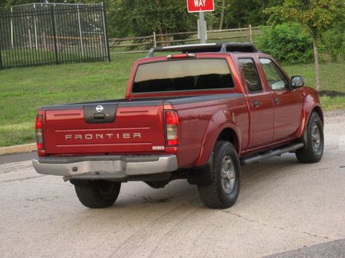 Used 2004 Nissan Frontier XE w/ (PWR) XE Pwr Pkg AWD/4WD image 13