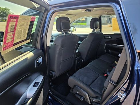 Used 2018 Dodge Journey SXT w/ Connectivity Group AWD/4WD image 17