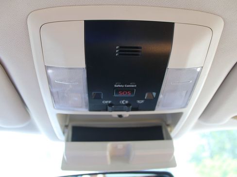 Used 2016 Lexus CT 200h FWD image 42