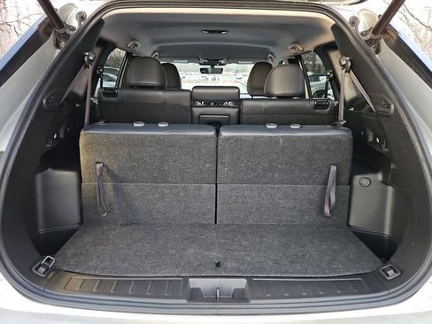 Used 2025 Mitsubishi Outlander SE image 17