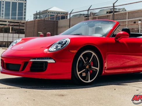 Used 2015 Porsche 911 Carrera S RWD image 45