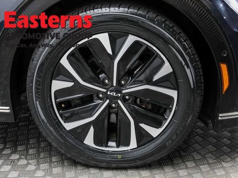 Used 2022 Kia EV6 Wind w/ Wind Technology Package image 33