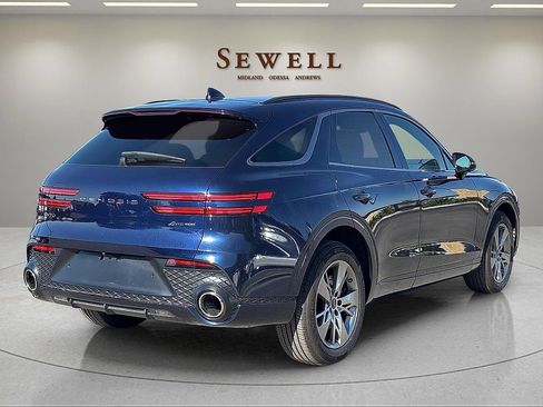 Used 2025 Genesis GV70 3.5T Sport AWD/4WD image 4