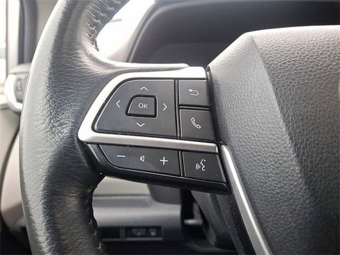 Used 2024 Toyota Sienna XLE image 22