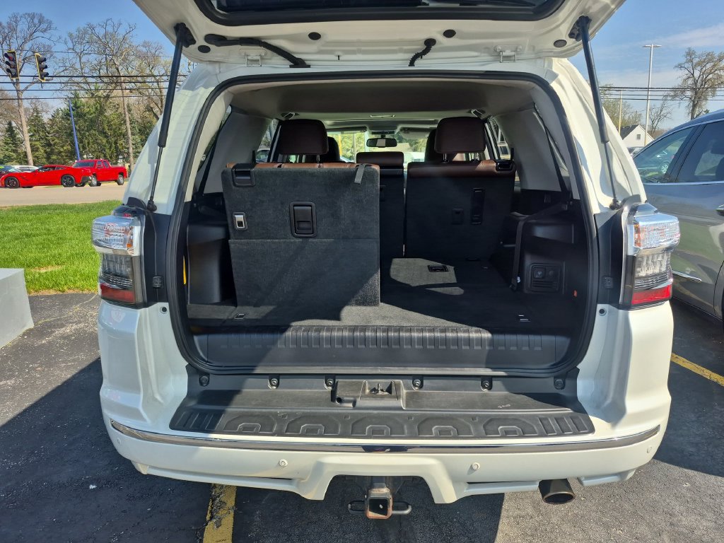 Used 2019 Toyota 4Runner Limited AWD/4WD image 29