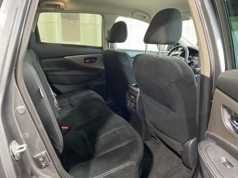Used 2019 Nissan Murano SV image 12