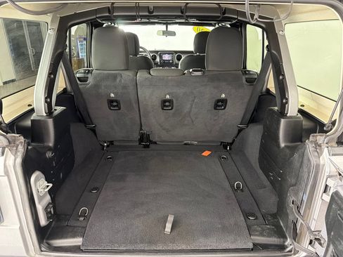 Used 2020 Jeep Wrangler Unlimited Sport S image 20