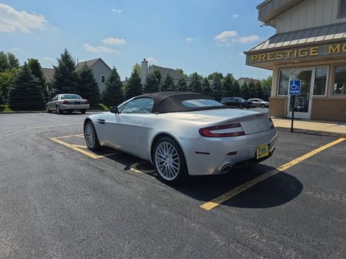 Used 2009 Aston Martin V8 Vantage Roadster RWD image 7