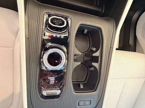 New 2026 Jeep Cherokee Limited AWD/4WD image 36