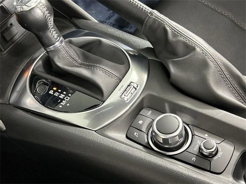 Used 2022 MAZDA MX-5 Miata Grand Touring w/ Weather Package image 20