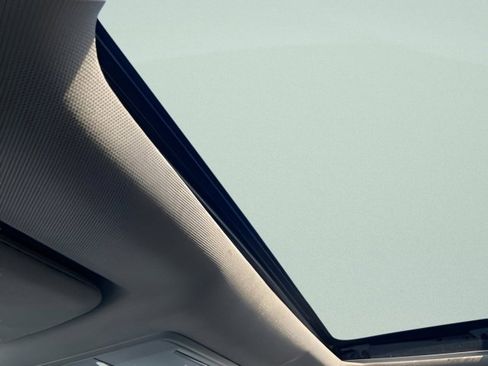 Used 2024 Honda CR-V EX image 23