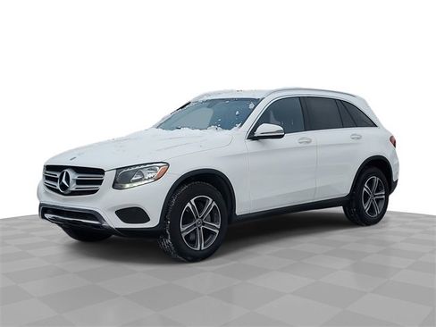 Used 2018 Mercedes-Benz GLC 300 4MATIC image 1