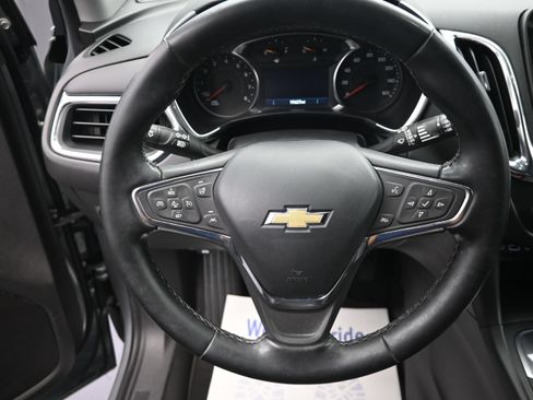Used 2024 Chevrolet Equinox LT FWD image 11