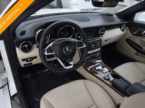 Used 2017 Mercedes-Benz SLC 300 image 19