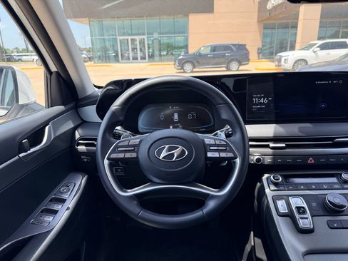 Used 2024 Hyundai Palisade SEL FWD image 14